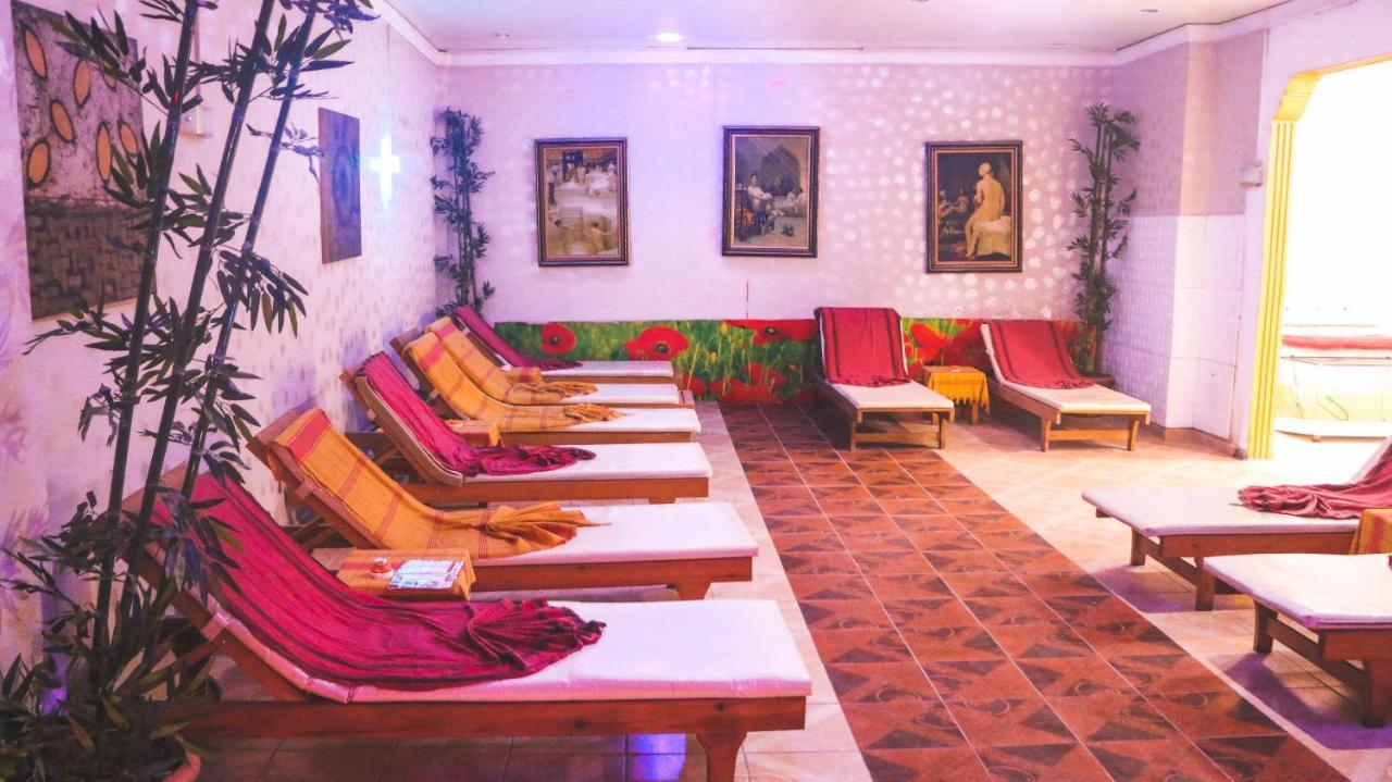 Alessia Hotel Hotel & Spa Side Exterior photo